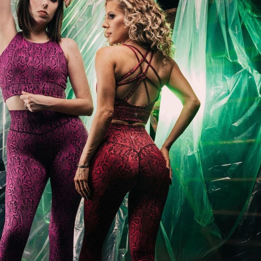 Buffbunny BNWT Medium jacquard leggings (Toxic Reptilia)